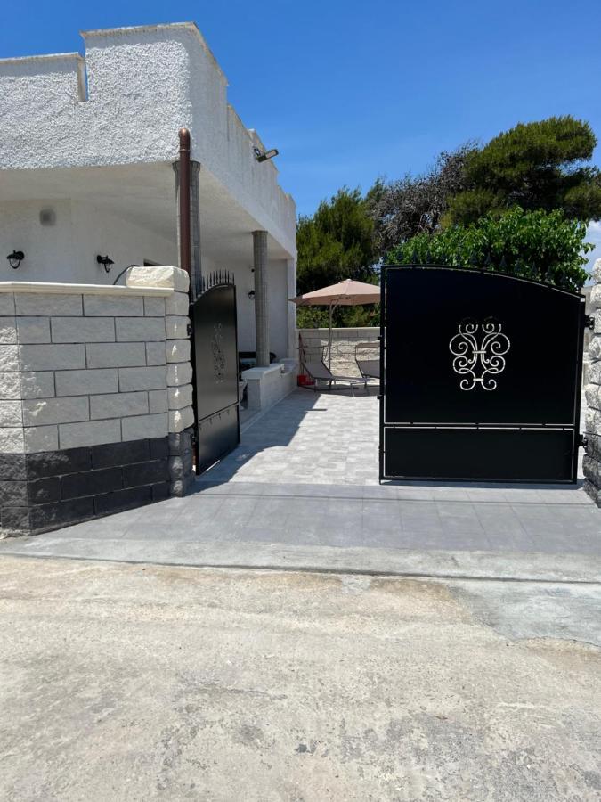 Villa Berenice Pachino Bagian luar foto